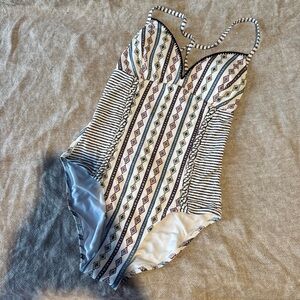 Jessica Simpson Swim